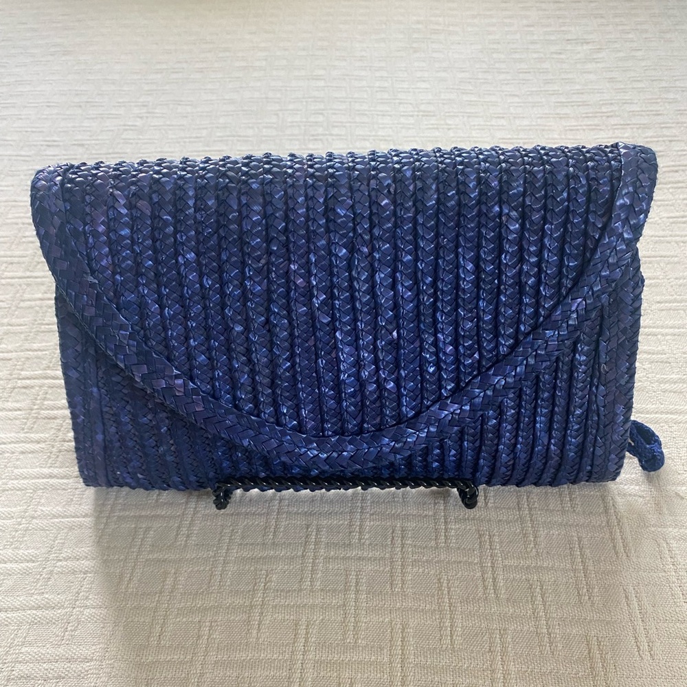 Indigo blue woven purse. - Picture 2 of 8